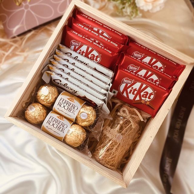 Buy Chocolate Gift Box Online at Best Price In Sri Lanka | Gifty.lk